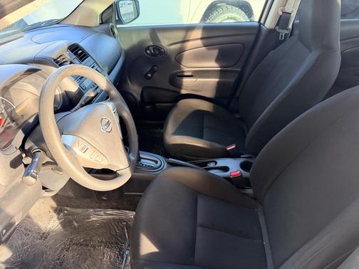 2016 Nissan Versa 1.6 S+