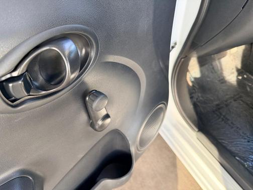 2016 Nissan Versa 1.6 S+