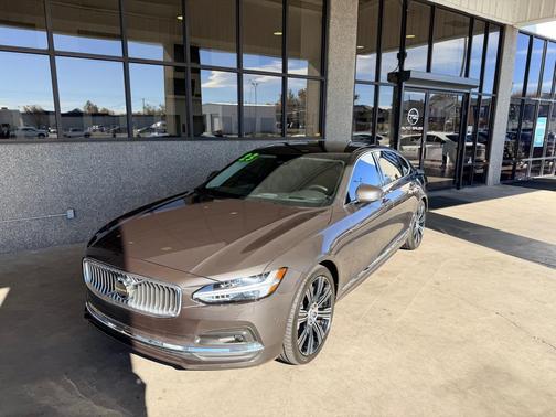 2023 Volvo S90 B6 Ultimate