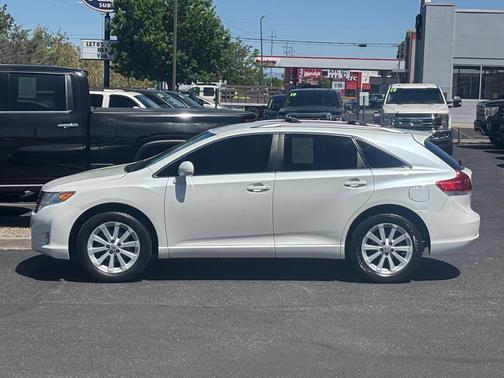 Blizzard Pearl 2011 Toyota Venza Base