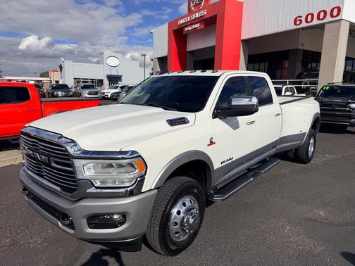 2021 RAM 3500 Laramie Crew Cab 4x4 8' Box