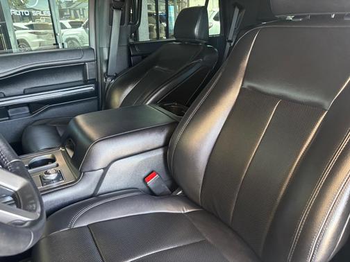 Antimatter Blue Metallic 2021 Ford Expedition XLT