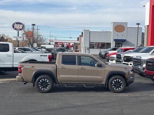 2023 Nissan Frontier PRO-X