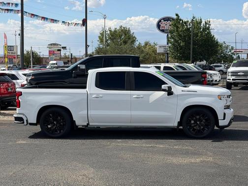 WHITE 2022 Chevrolet Silverado 1500 Limited RST