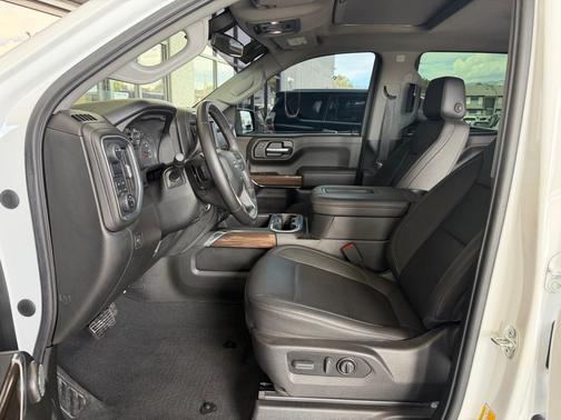 WHITE 2022 Chevrolet Silverado 1500 Limited RST