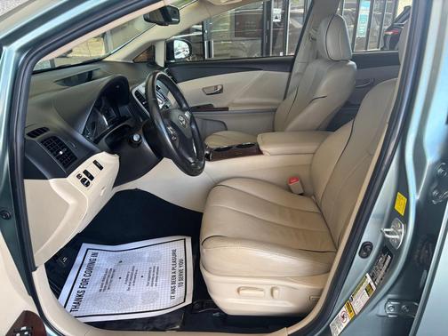 Aloe Green Metallic 2011 Toyota Venza Base