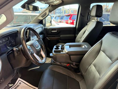 2022 GMC Sierra 2500 SLT