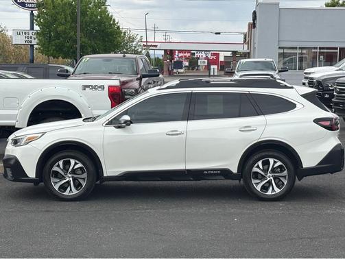 2020 Subaru Outback Touring XT