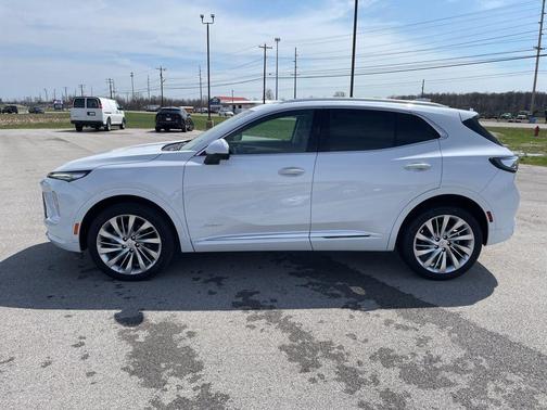 Iridescent White Tricoat 2026 Buick Envision Avenir AWD