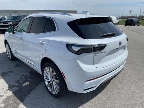 Iridescent White Tricoat 2026 Buick Envision Avenir AWD