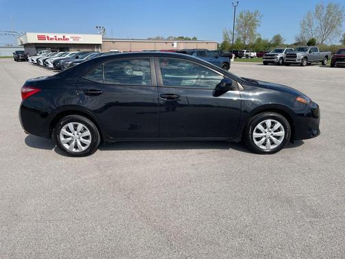 Black Sand Pearl 2019 Toyota Corolla LE