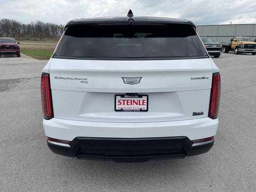 2025 Cadillac Escalade IQ Sport 2