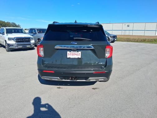 Green 2023 Ford Explorer Base