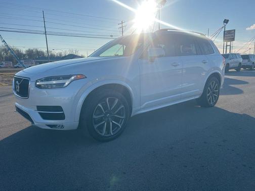 2019 Volvo XC90 T5 Momentum