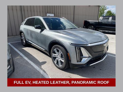 Argent Silver Metallic 2024 Cadillac LYRIQ Tech