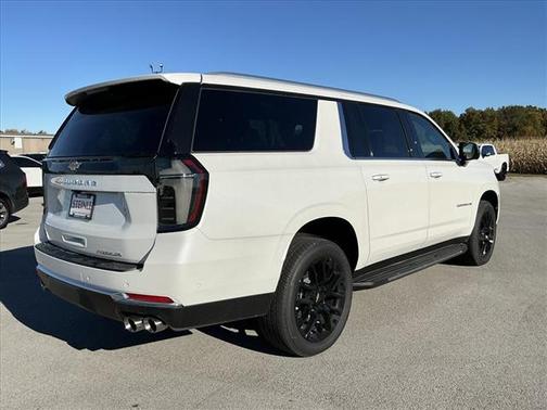 2025 Chevrolet Suburban Premier