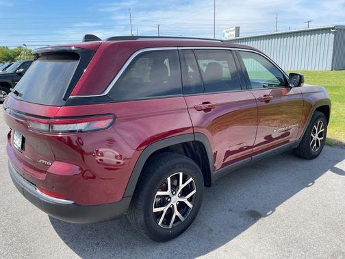 Velvet Red Pearlcoat 2023 Jeep Grand Cherokee Limited