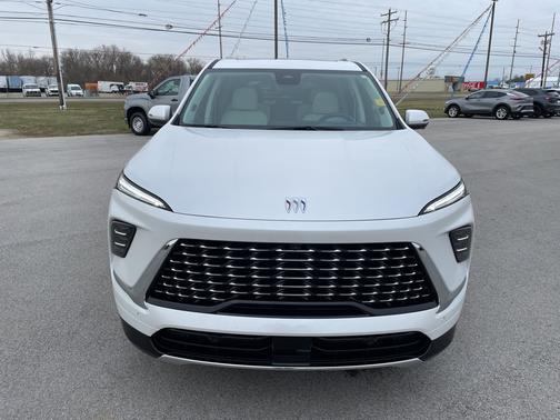 White Frost Tricoat 2025 Buick Enclave Avenir
