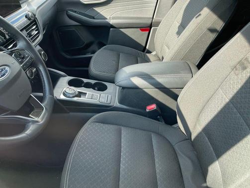 Gray Metallic 2024 Ford Escape Active