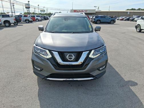 Gun Metallic 2017 Nissan Rogue SL