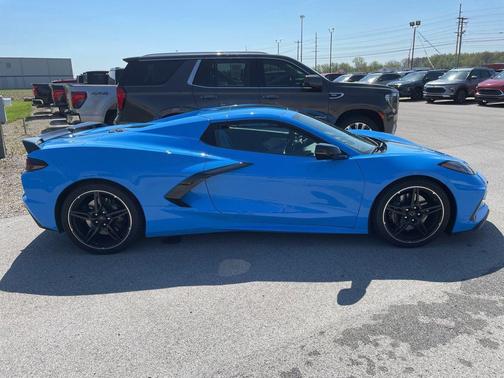 Rapid Blue 2023 Chevrolet Corvette Stingray w/3LT