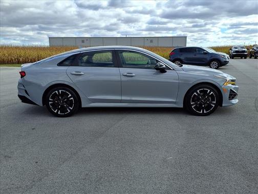 2022 Kia K5 GT-Line
