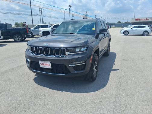 Baltic Gray Metallic Clearcoat 2023 Jeep Grand Cherokee Limited