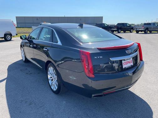 Graphite Metallic 2016 Cadillac XTS Luxury