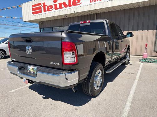 Granite Crystal Metallic Clearcoat 2022 RAM 2500 Tradesman Crew Cab 4x4 6'4' Box
