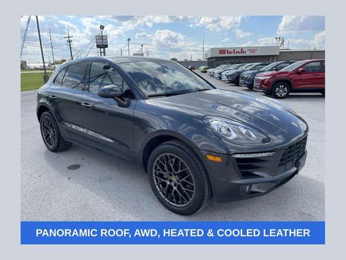 Gray 2018 Porsche Macan Macan