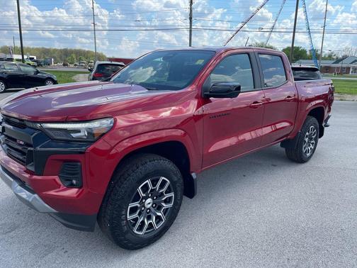 Radiant Red Tintcoat 2026 Chevrolet Colorado Z71