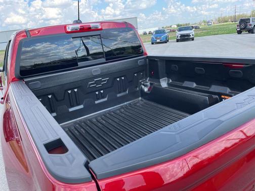 Radiant Red Tintcoat 2026 Chevrolet Colorado Z71