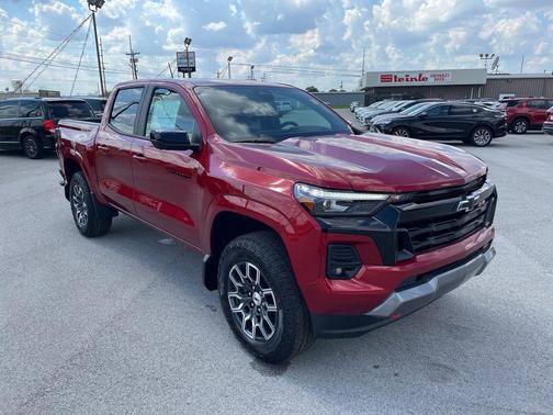 Radiant Red Tintcoat 2026 Chevrolet Colorado Z71