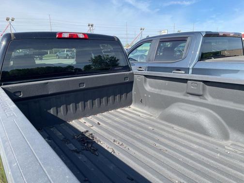 Black 2018 Chevrolet Silverado 1500 1LT