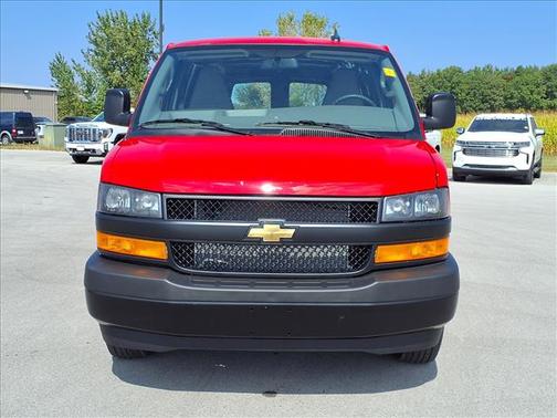 2025 Chevrolet Express 3500 RWD 3500 Regular Wheelbase WT
