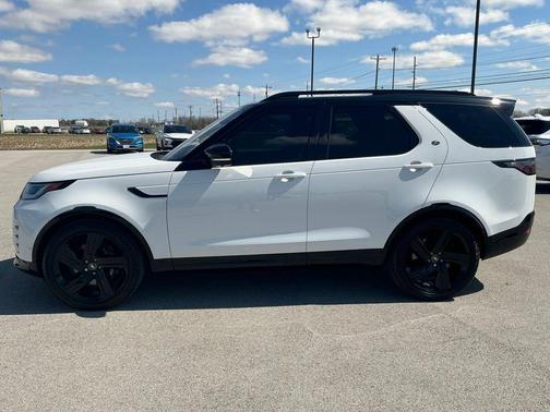 2023 Land Rover Discovery P360 Metropolitan Edition