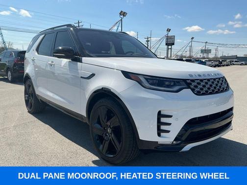 2023 Land Rover Discovery P360 Metropolitan Edition