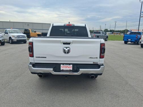 Bright White Clearcoat 2022 RAM 1500 Laramie