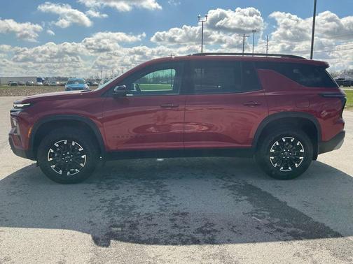 Radiant Red Tintcoat 2026 Chevrolet Traverse AWD Z71