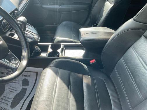 Lunar Silver Metallic 2018 Honda CR-V Touring