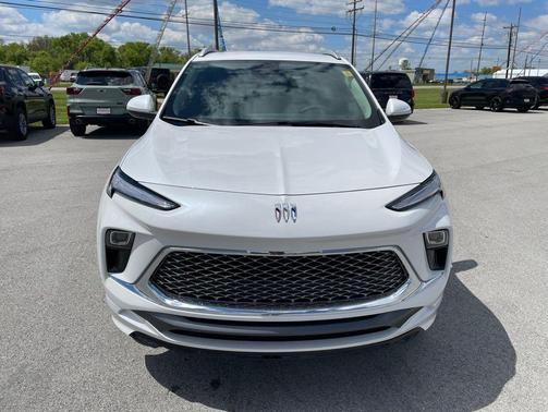 White Frost Tricoat 2026 Buick Encore GX Avenir