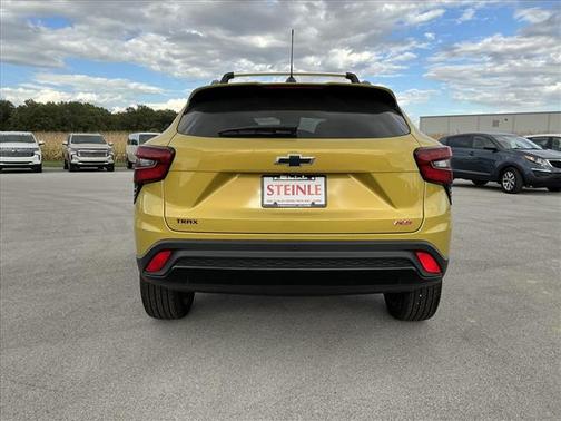 2025 Chevrolet Trax RS