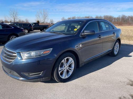 2016 Ford Taurus SEL