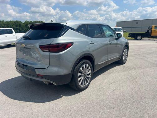 Sterling Metallic 2023 Chevrolet Blazer Premier