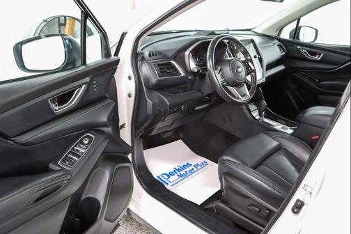 Crystal White Pearl 2023 Subaru Ascent Limited 7-Passenger