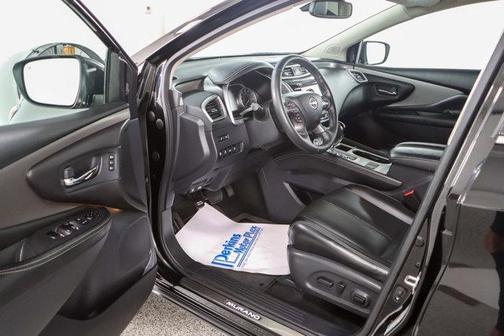 2023 Nissan Murano SL FWD