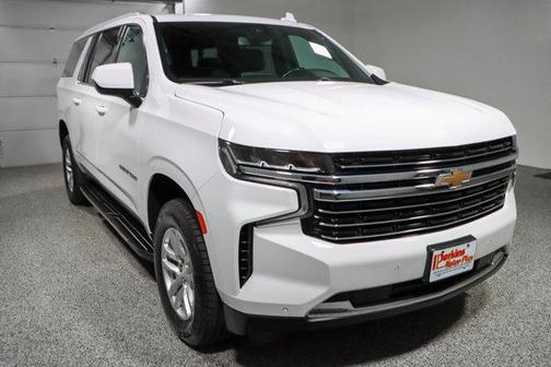 2023 Chevrolet Suburban LT