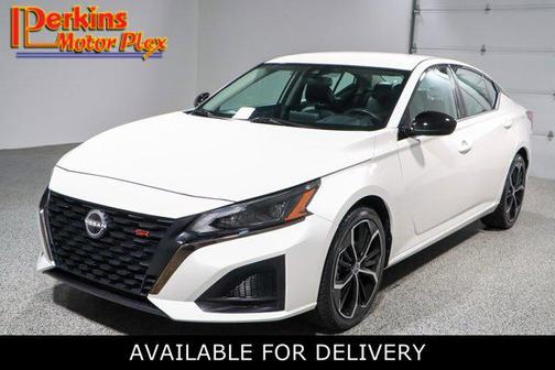 2024 Nissan Altima SR FWD