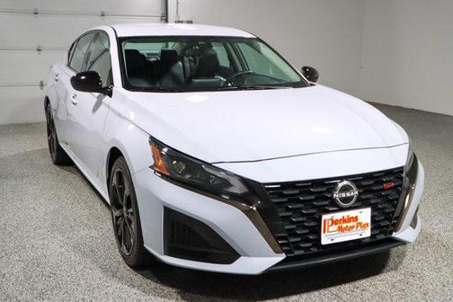 2024 Nissan Altima SR FWD