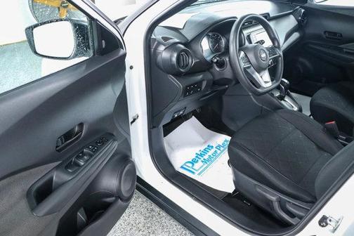 2020 Nissan Kicks S